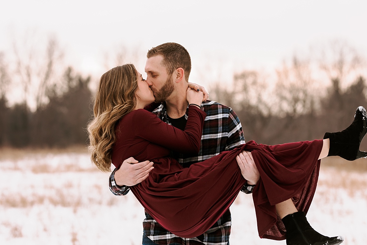 Emily + Devon // Stoney Creek Engagement